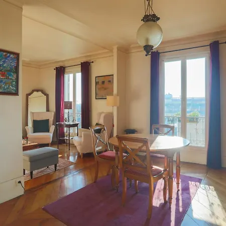 Apartment Bellefond Charm -
